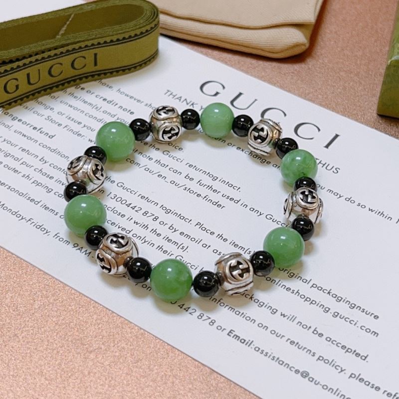 G*u*i bracelets